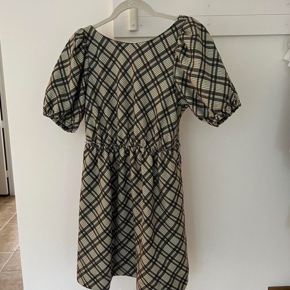 REVOLVE Dresses & Skirts - Line and Dot Baby Doll dress